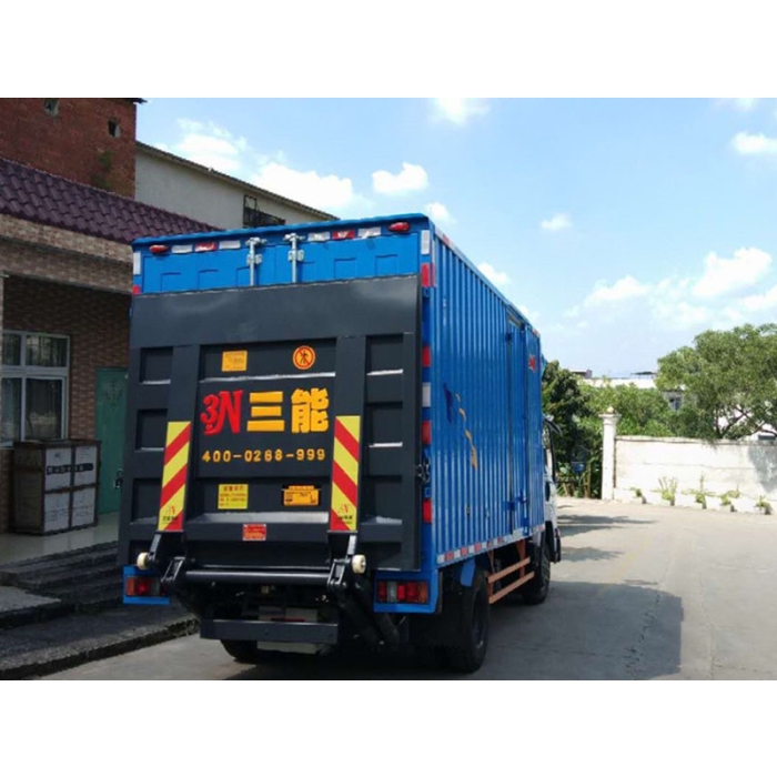 Cantilever Liftgate for 1000 KG Capacity